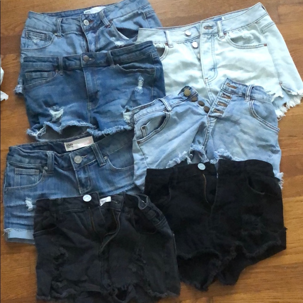 GIANT BUNDLE OF SHORTS